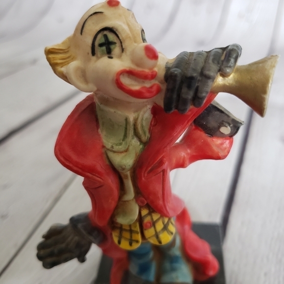 Vintage Clown Figurine Playing Horn Made in Italy Carrara Marble Base - Picture 3 of 11